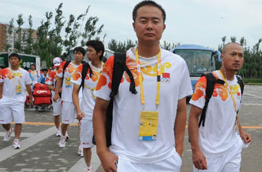 الفرق الصينية تبدأ الانتقال الى القرية الاولمبية
