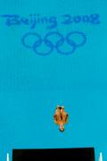 图文-奥运会男子10米跳台决赛 俯瞰选手比赛瞬间