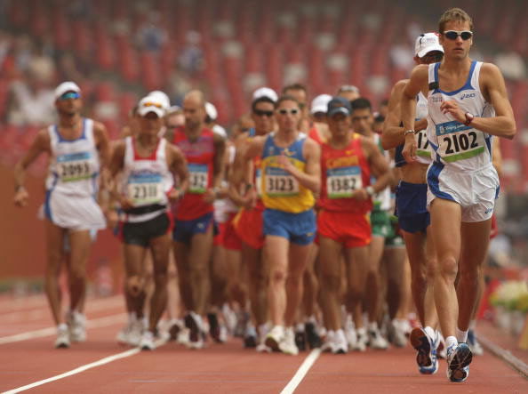 图文-田径男子20公里竞走决赛 意大利人正在领跑
