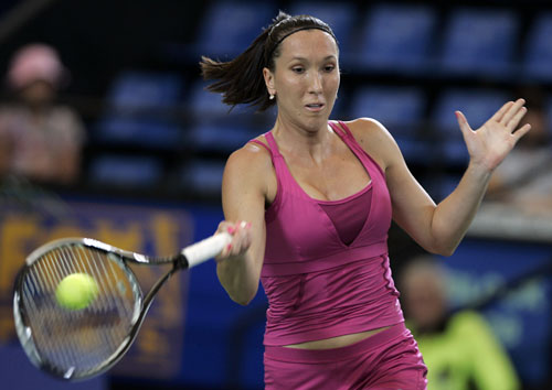 Tennis-Djokovic, Jankovic lead Serbia to opening win