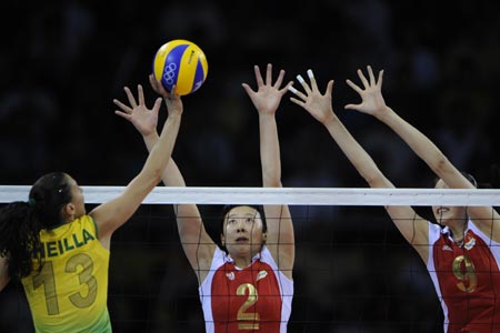 Defending champs China sent packing by Brazil in women's volleyball