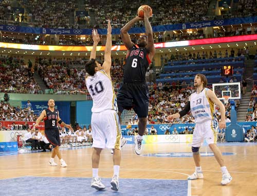 Photo: US beats Argentina to reach dream final