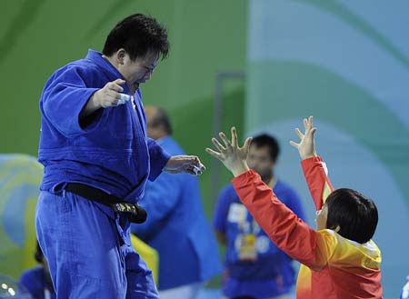Tong Wen gana tercer oro en judo para China 
