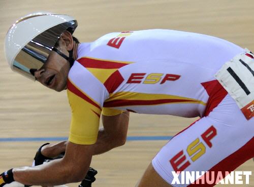 Ciclista español Joan Llaneras gana el oro en puntuación 