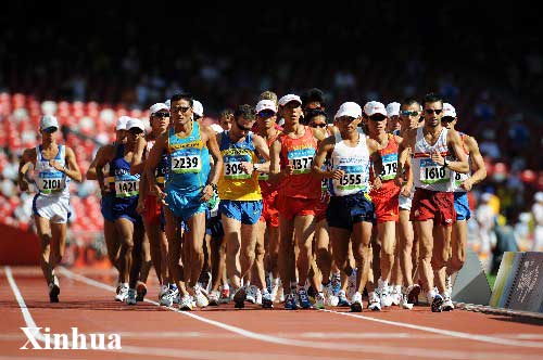 Borchin de Rusia gana oro en 20km marcha masculino 