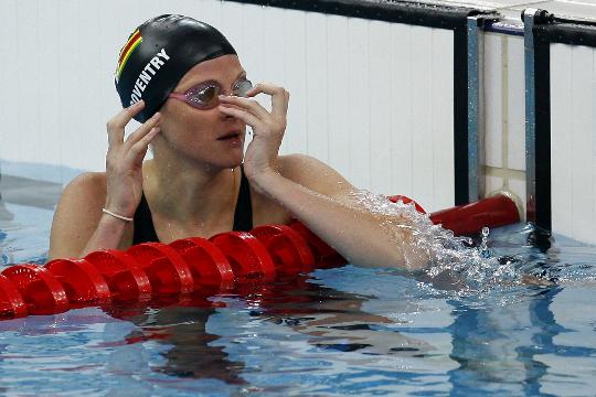 图文-女子100米仰泳预赛赛况 考文垂打破奥运纪录