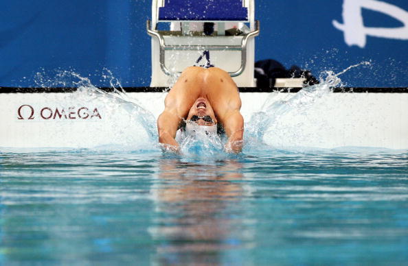 图文-奥运会10日男子游泳预赛 比赛开始的刹那 