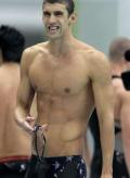 图文-菲尔普斯夺得200米蝶泳冠军 秀性感的身材