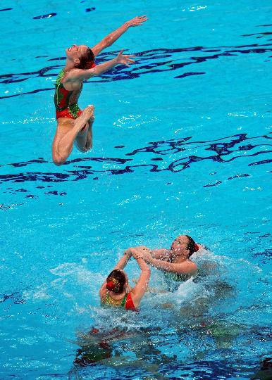 图文-花样游泳团体赛俄罗斯夺金 澳大利亚倾情表演