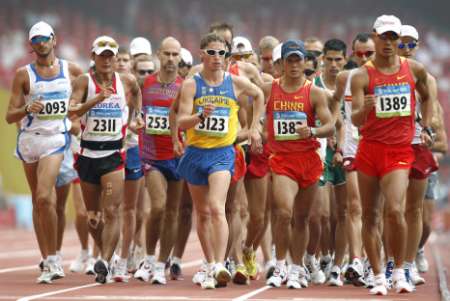 图文-奥运男子50公里竞走决赛 中国选手出发领先