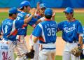图文-18日棒球比赛赛况 韩国队庆祝胜利