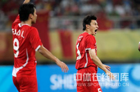 图文-[男足]中国0-2比利时 李玮峰向谁怒吼