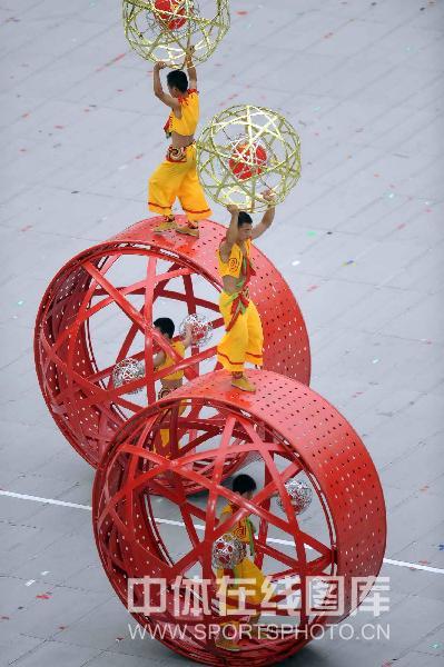 图文-北京奥运会开幕式垫场表演 表演融入杂技元素