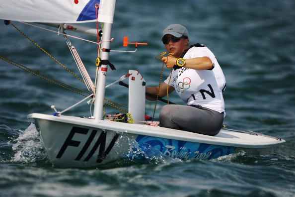 图文-奥运会帆船12日各级别比赛 选手十分专注