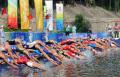 图文-女子组决赛在十三陵举行 一齐入水