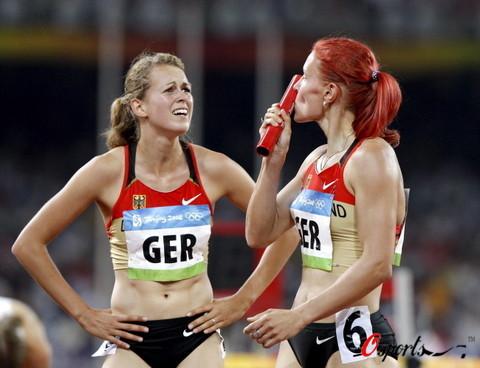 图文-田径女子4x100米预赛 德国队员顺利进决赛