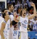 图文-[奥运男篮]阿根廷80-78希腊 兴奋的庆祝晋级