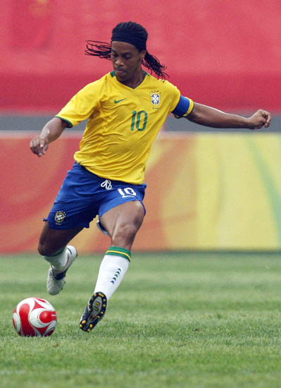 图文-奥运男足巴西1-0比利时 小罗必然担当队中核心