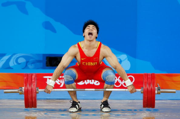 图文-男子举重85公斤级决赛 陆永大吼震动全场