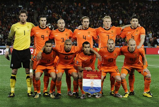 图文-[决赛]荷兰VS西班牙 荷兰队首发_图片新闻