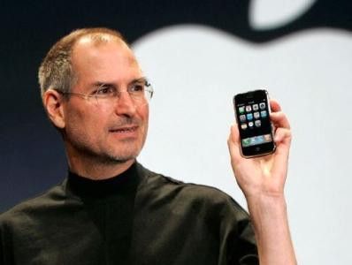 苹果CEO史蒂夫·乔布斯(Steve Jobs)发布iPhone 苹果CEO史蒂夫·乔布斯(Steve Jobs)发布iPhone