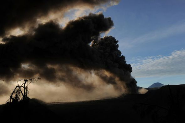 成语什么火山_成语故事图片