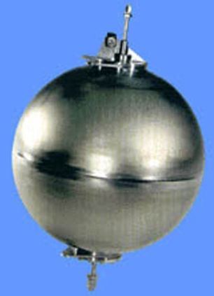 39升的肼罐，用于发射卫星的无人火箭，与坠落纳米比亚的金属球一模一样