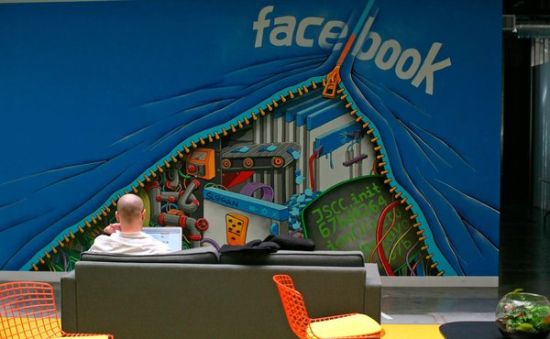 纽约时报：Facebook IPO成衡量个人数据价值试金石