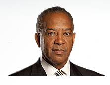 前赛门铁克董事会主席兼CEO约翰·W·汤普森(John W. Thompson)