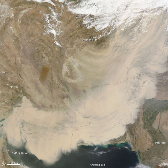 2012年3月中旬，一场巨大的沙尘暴肆虐整个亚洲西南部和中东。