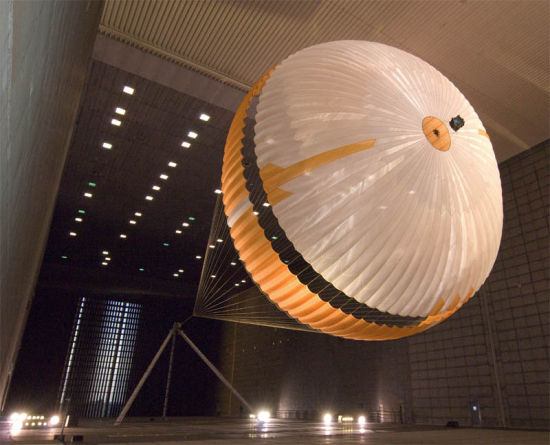 2009��3�º�4�£������桱�ŵ��ƶ�����ɡ�����������ķ綴���ܲ��ԡ�����綴λ�ڼ�����������Ī���س���������ְ�ķ˹�о�����