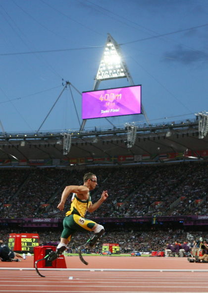 当地时间2012年8月5日，伦敦奥运会田径男子400米半决赛，奥斯卡虽然遭到淘汰，却再次赢得了世界尊重