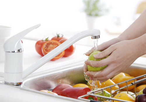 生活常识：果蔬放入冰箱前需要清洗吗？