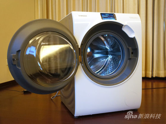 三星智能洗衣机评测:手机可远程控制洗衣