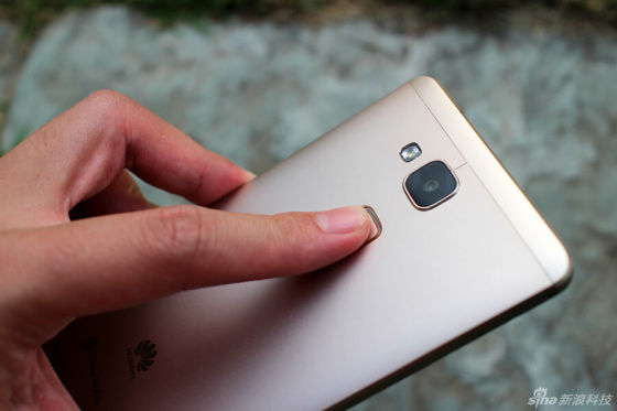 首款按压式指纹识别安卓手机是怎样炼成的?|华