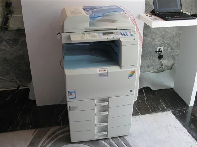 ����λ�Ӱ��׸�ӡ��Ʒ��ռ�е������