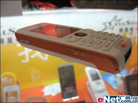 手机阅兵式!32款学生手机横向点评_手机