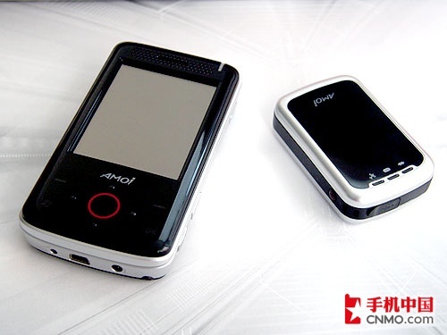2.8寸超大屏夏新侧滑GPS智能E870简评(3)