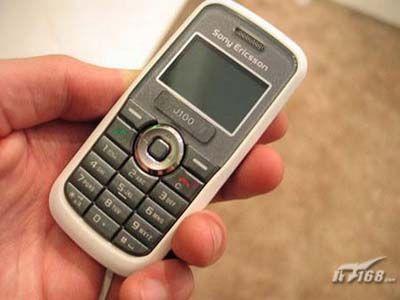 小巧精致索爱入门彩屏机J100c卖299元