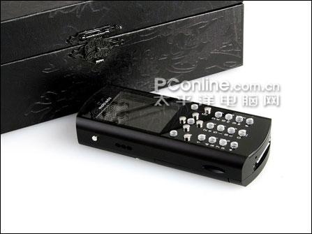 mobiado Luminoso 贵族典范Mobiado万元蓝宝石3G手机评测(3)