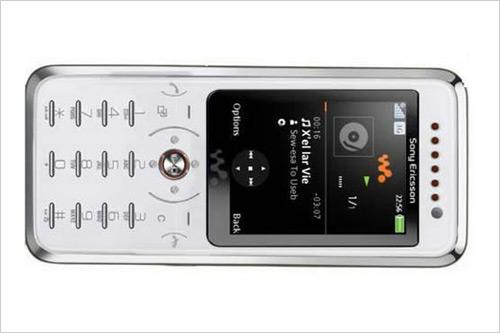 Walkman¶ ᰮW690ع