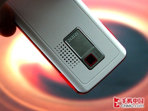 白色灵动天使步步高低端音乐机i528评测(3)