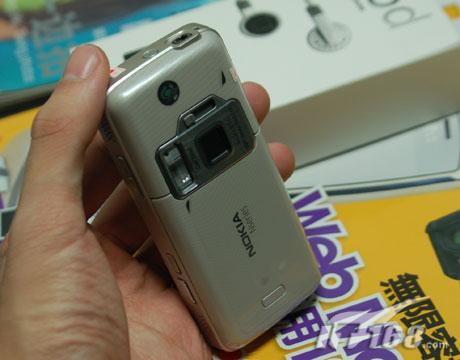500万像素诺基亚GPS智能王N82售3799