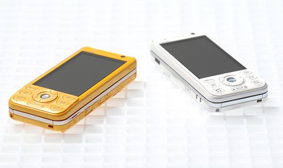 ����NTTDocomo����3G�ֻ�D905i����ͼ��(2)