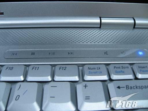 熟悉的新人戴尔Inspiron1525海外评测(2)