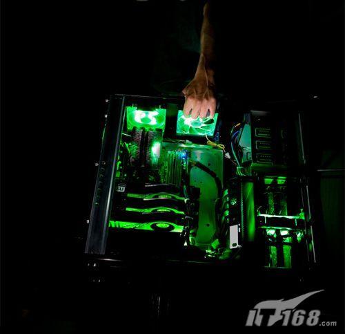 1+1����2NVIDIA����SLI�������