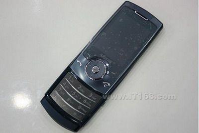 320万像素三星超薄滑盖机U608仅2380