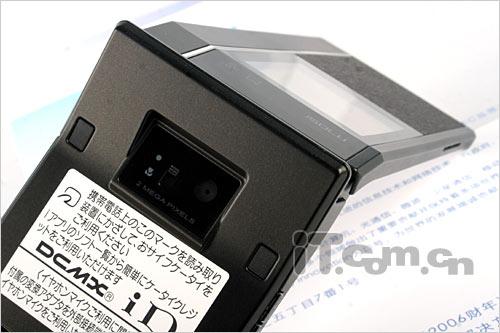 联手Amadana巨献NEC折叠机N705i图赏(3)