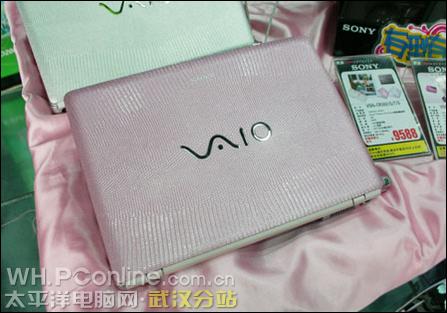 索尼时尚彩本又添新丁CR382携T5850抵汉