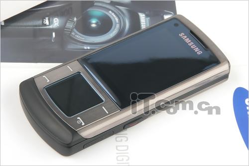 U900